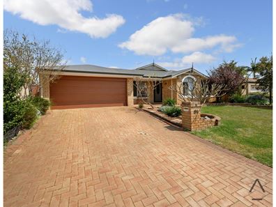 81 Southacre Drive, Canning Vale WA 6155