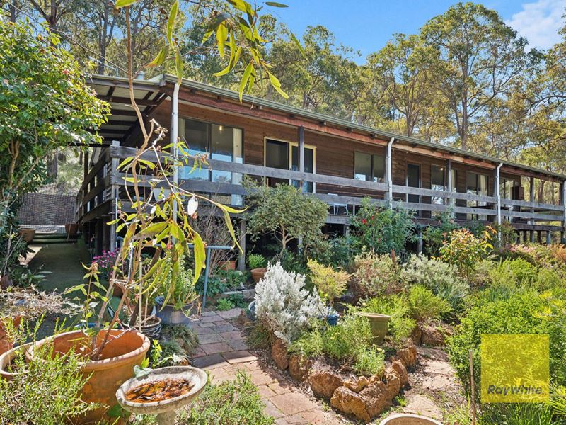 99 Spring Road, Kalamunda WA 6076