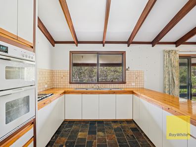 99 Spring Road, Kalamunda WA 6076