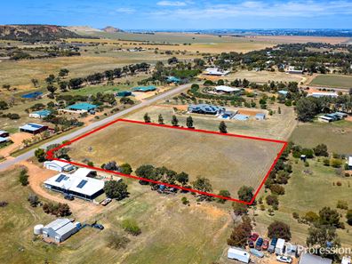 19 Hill Creek Road, Moresby WA 6530