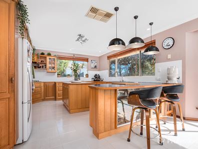 3 Shearwater Close, Wandina WA 6530