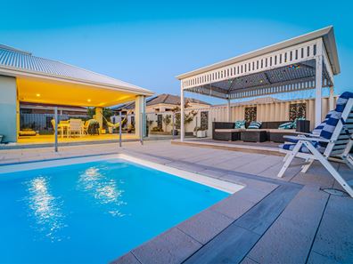8 Isola Lane, Port Kennedy WA 6172