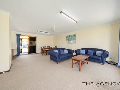 12 Hinchcliffe Road, Lancelin WA 6044