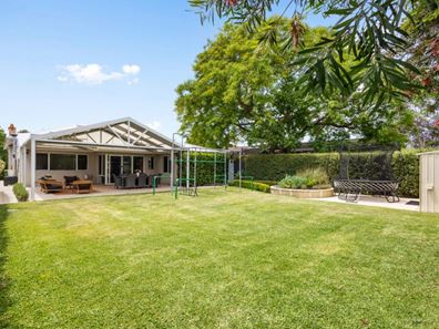 43 Robinson Street, Nedlands WA 6009