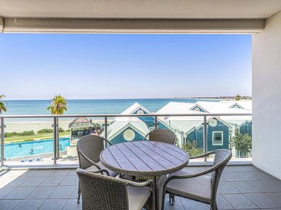 212/16 Dolphin Drive, Mandurah WA 6210