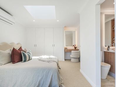 18 Macleay Drive, Padbury WA 6025