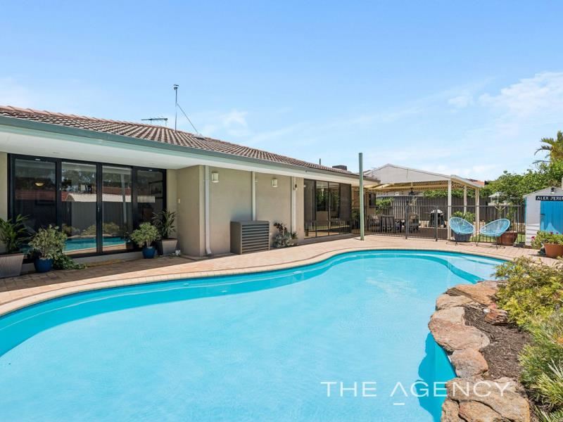 24 Newcombe Way, Padbury