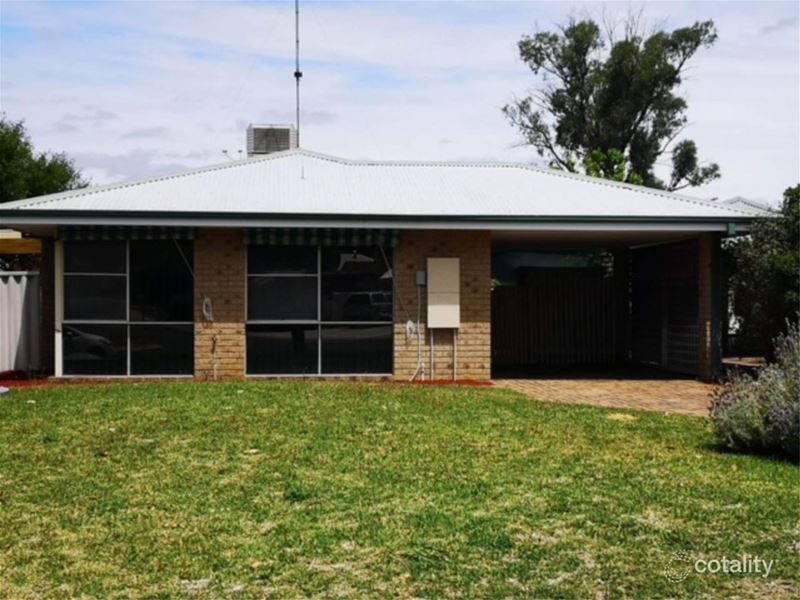 1 Briar Court, Greenfields