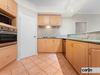 4 Lorne Avenue, Hammond Park WA 6164