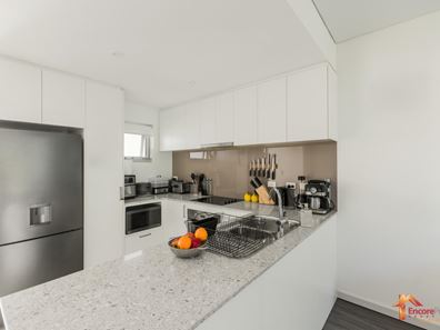 40/95 Chalgrove Avenue, Rockingham WA 6168