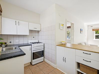 16/290 Stirling Street, Perth WA 6000