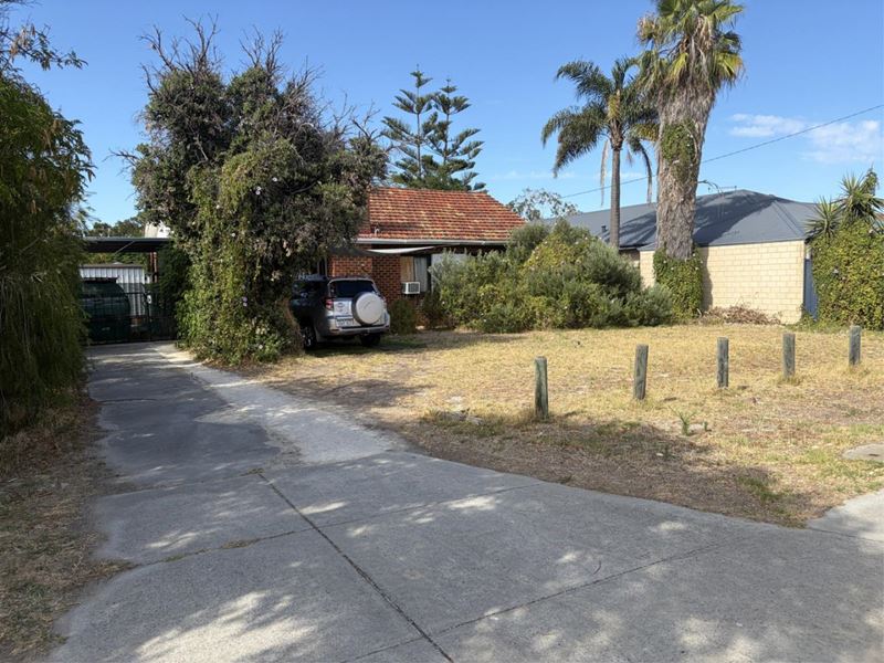 14 Wade Street, Embleton WA 6062