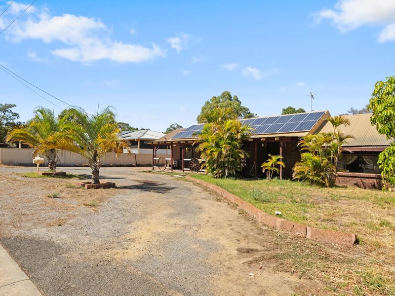 77 Park Road, Byford