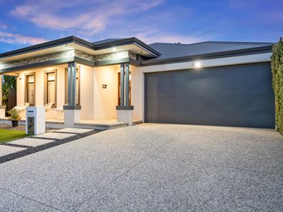 6 Brookhill  Grove, Bushmead WA 6055