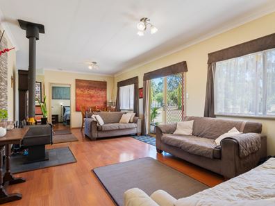 75 Peninsula Road, Bridgetown WA 6255
