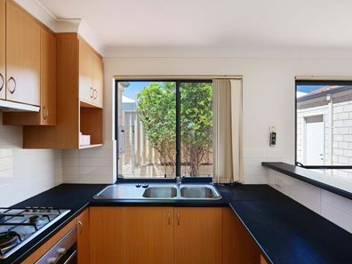27B Milford Way, Nollamara WA 6061