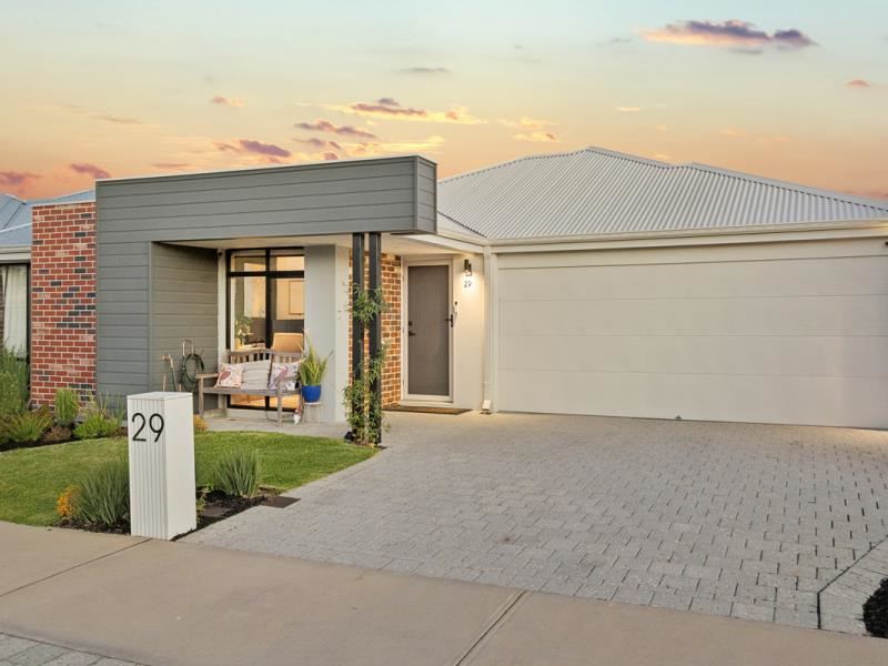29 Arrowsmith Loop, South Guildford