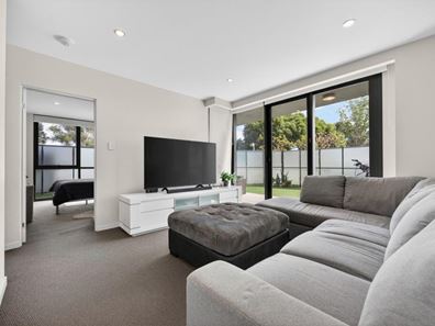 60/3 Homelea Court, Rivervale WA 6103