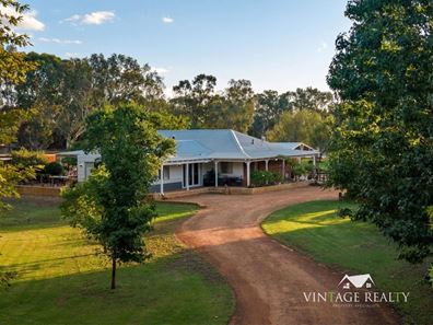 95 Byford Meadows Drive, Oakford WA 6121