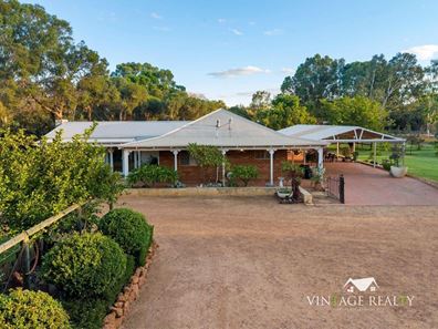 95 Byford Meadows Drive, Oakford WA 6121