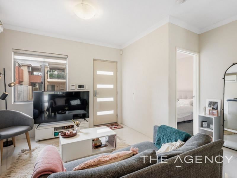 13/9 Henry Street, East Cannington WA 6107