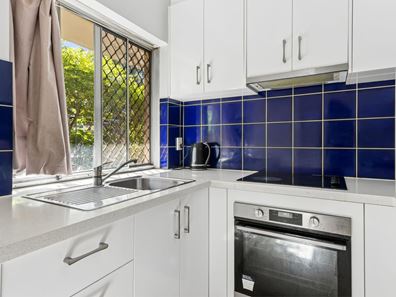4/22 Chester Avenue, Dianella WA 6059