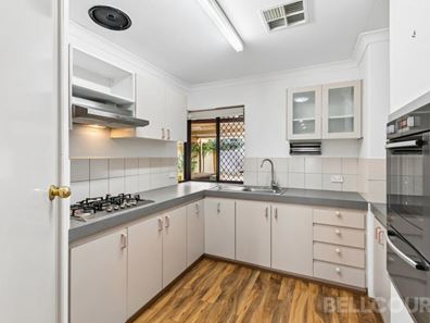 1/22 Devon Road, Bassendean WA 6054