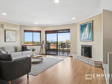 23 Arlington Loop, Coogee WA 6166