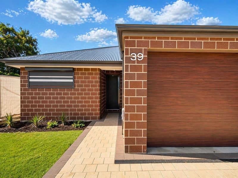 39 Connolly Street, Rangeway WA 6530