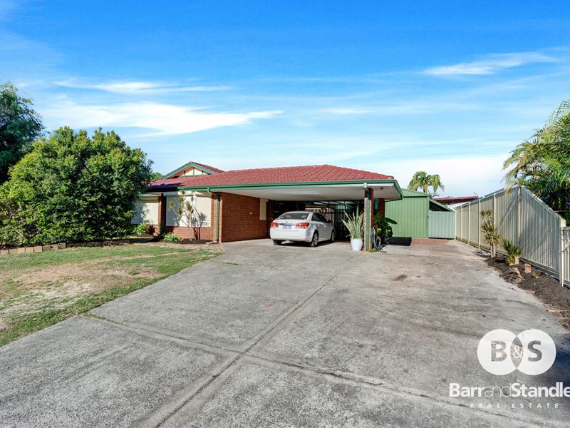 32 St Peters Green, College Grove