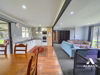17 Green Street, Manypeaks WA 6328