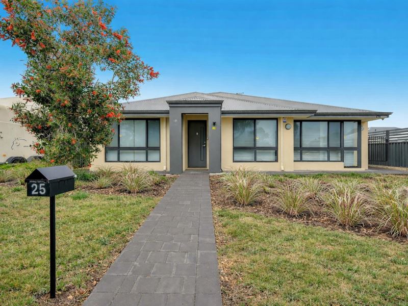 25 Seacliff Approach, Madora Bay
