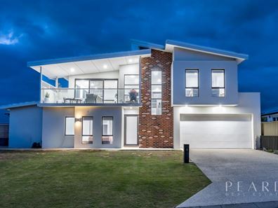 4 Minstrel Way, Ocean Reef WA 6027