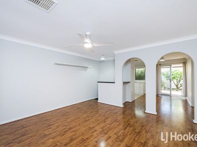 14 Newton Court, Armadale WA 6112