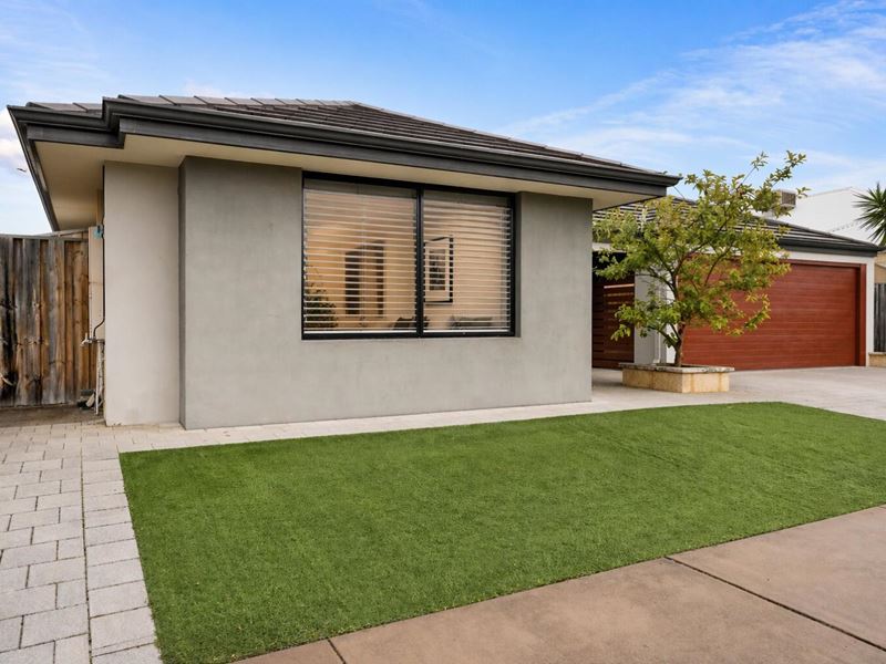17 Gippsland Way, Ellenbrook WA 6069