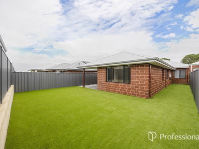 11 Cussington Way, Ellenbrook WA 6069
