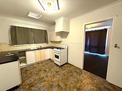 29 Tendring Way, Girrawheen WA 6064