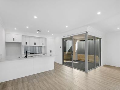 8B Leverburgh Street, Ardross WA 6153