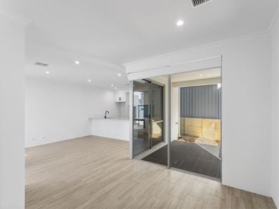 8B Leverburgh Street, Ardross WA 6153