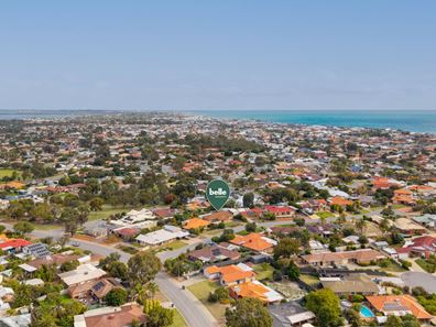 15 Pepperwood Rise, Halls Head WA 6210