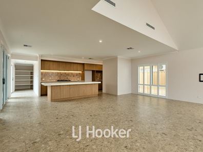 24 Finch Street, Broadwater WA 6280