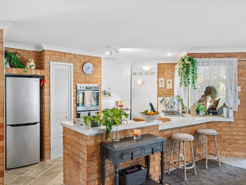 18 DURACK CRESCENT, Gosnells WA 6110