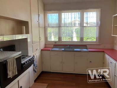291 Albany Highway, Mount Melville WA 6330