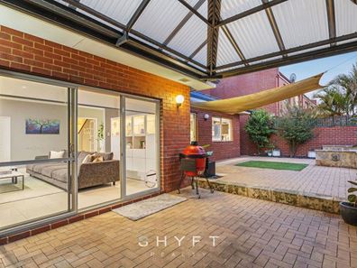 479 Lakeside  Drive, Joondalup WA 6027