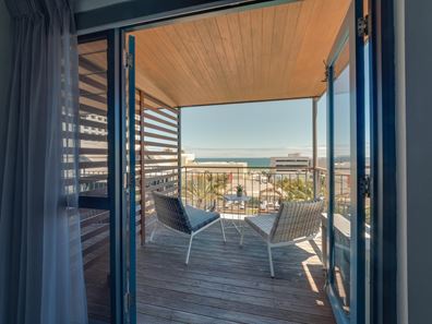 102/200 West Coast Highway, Scarborough WA 6019