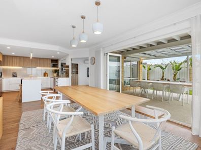 39 Halifax Boulevard, Mindarie WA 6030