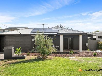 4 Parklands Square, Riverton WA 6148
