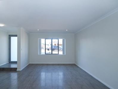 1/188 Surrey Road, Rivervale WA 6103