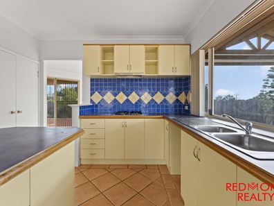 29 Kin Bay Entrance, Mindarie WA 6030