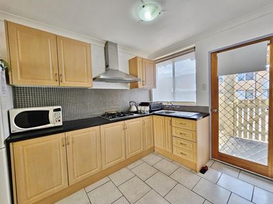 3/35 Glass Street, Kalbarri WA 6536